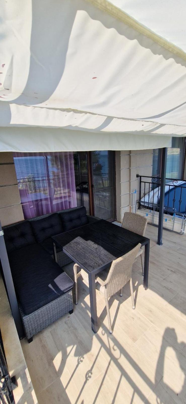 Апартаменти И Студия В Комплекс Акротирия Nesebar Exterior photo