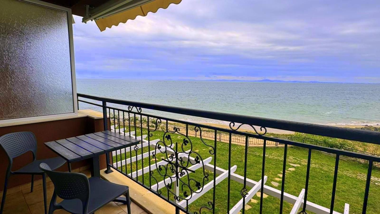 Апартаменти И Студия В Комплекс Акротирия Nesebar Exterior photo
